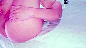 Step sis ready for quickie fuck after party 😏