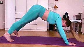 Lola Stretching in Tight Yoga Leggings