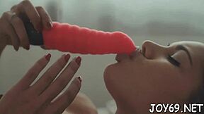 Yummy teen 18+ rubs her wet pussy with wild abandon!