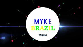 Latina nymphomaniac sucks two big cocks