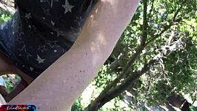 Teen stepdaughter Erin Electra takes cum facial from gardener in backyard. Outdoor riding gets messy!