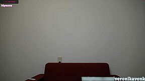 sexy babe arygameplays rocking a stunning smile