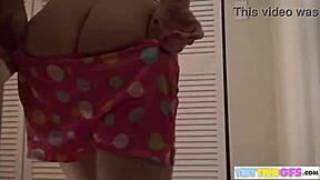 Brookeskye, want to see you licking that asian pussy close up?