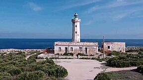 miss peach feels excited vs mr banana in pov