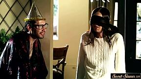 glamorous babe gets her pussy drilled and covered in jizz.