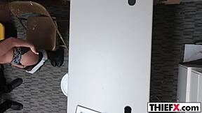 Fucking this sultry cutie stealer 😏