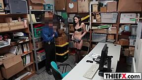 Fucking this sultry cutie stealer 😏