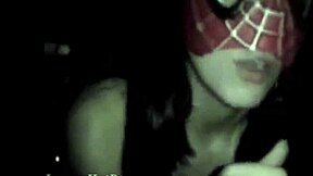 chica araña chupa mi verga enorme