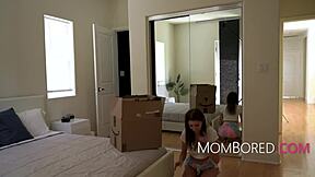 एंथनी पियर्स चार्ली वैलेंटाइन और माया वोल्फ को वाइल्ड थ्रीसम में लीड कर रहा है