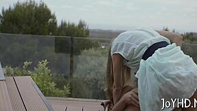 Teen Hottie Screams During Deep Hardcore Pounding Session