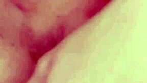 CHEECKYMISSY'S EXTREME CLOSE UP PUSSY PLAY!