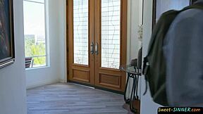 Cocksucking Teen Latina Gets Banged Hard In Close Up!