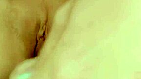 CHEECKYMISSY'S EXTREME CLOSE UP PUSSY PLAY!