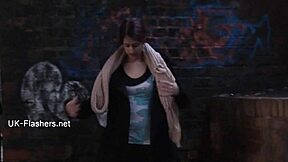 Zarinas Indian Teen Flashing Skirt, Outdoor Pussy Fingering Dare