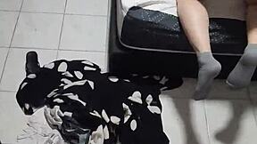 No me gusta que me graben pero me fui con mi amigo despues de la fiesta de halloween a hacer cositas horny holiday couple bent over doggystyle colombian cum 18 19 yo sucking riding