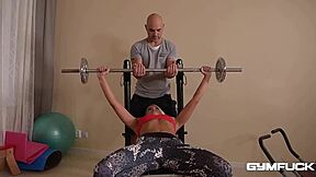 Fitness slut Victoria Pure deep anal and dp fuck training!