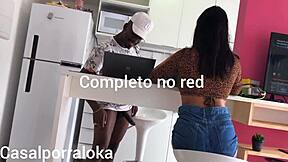 Esposa Safada Teases Husband in Kitchen During Chat