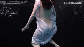 watch andrejka the czech babe do astonishing underwater moves in bikini at pool