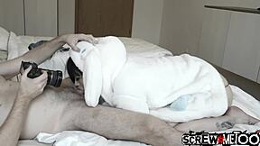 Screwmetoo japanese asian bunny has serious skills