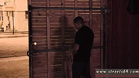 extreme dildo fucking poor goldie first time 😱