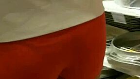 Is that hot girl with nice ass in tight shorts in the market?