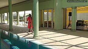 Nicole Pearl’s sizzling poolside show with her teen and MILF appeal