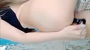 Pinay fingering with dildo 😘