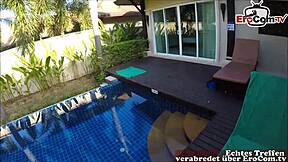 blonde urlauberin im urlaub gefickt vom deutschen user pool petite holiday tits public outdoor pov