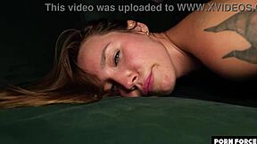 She submits in passionate quickie 💦