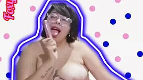 Chubby Latina shakes her ass like a wild beast in solo action.