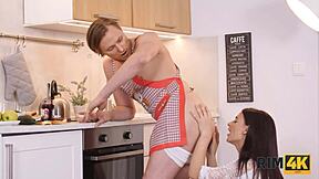 Rim4k Girlfriend Starts Day with Sexy Ass Licking