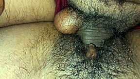 भारतीय देसी ब्यूटी को हार्डकोर डॉगी स्टाइल चुदाई