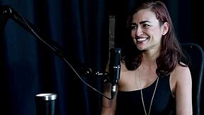 Kamilla Werneck discovers orgy with transvestite and gets called evangelical porn star