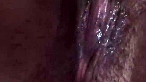 I love rubbing my virgin pussy so much