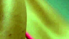 batendo siririca pro meu amante gravei e mandei o video pra ele