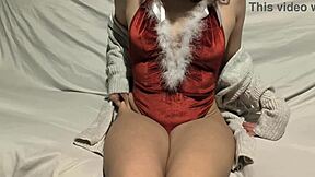 feeling so horny as this teen santa girl fingers herself to orgasm in lingerie