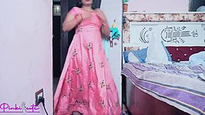 लीक हुई एमएमएस- रियल इंडियन वाइफ रविना हार्ड राइड करती है?