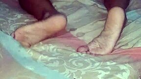 Latina babe fucks best friend to get pregnant, cuckold works tirelessly 😏