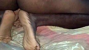 Latina babe fucks best friend to get pregnant, cuckold works tirelessly 😏