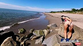 Wow! Liberal Mommy Fucks German Mature on Mexican Beaches!