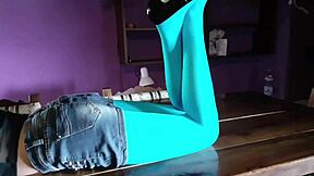 I share Laura's amateur 2021 compilation of high heels and pantyhose for 30 minutes