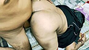 desi bhabhi says fuck me hard, neighbour boys