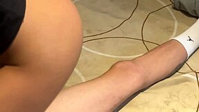 सेक्रेटरी एम्प्लॉयी के साथ ऑफिस में प्रोटेक्शन के बिना हुक अप करती है