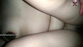 mi companera de cuarto se mete a mi cama para follar toda la noche