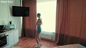 Elena Ross Intense Step Sister Workout With Cum Facial