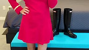 Boldly Going Into Fetish Roleplay With Redhead Petite Milf