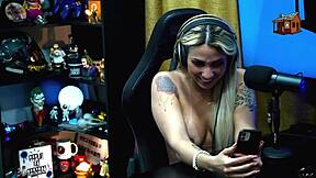 want to see teenage seduction with russian feet tickling the stepbro?