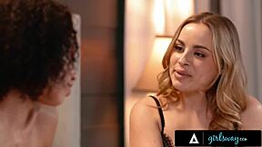 Petite Roommates Alexis Tae & Anna Claire Clouds Get Naughty