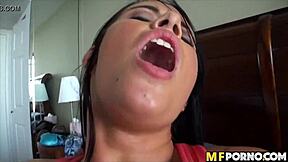 Hot amateur Latina Vera Vaughn in steamy pov clip