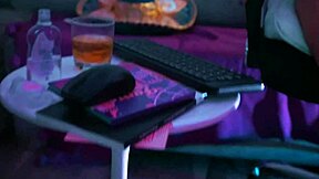 webcam latina star rocks live show with sexy moves